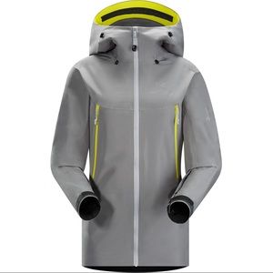 Arc’teryx Beta LT Rainjacket Medium Gore-Tex
